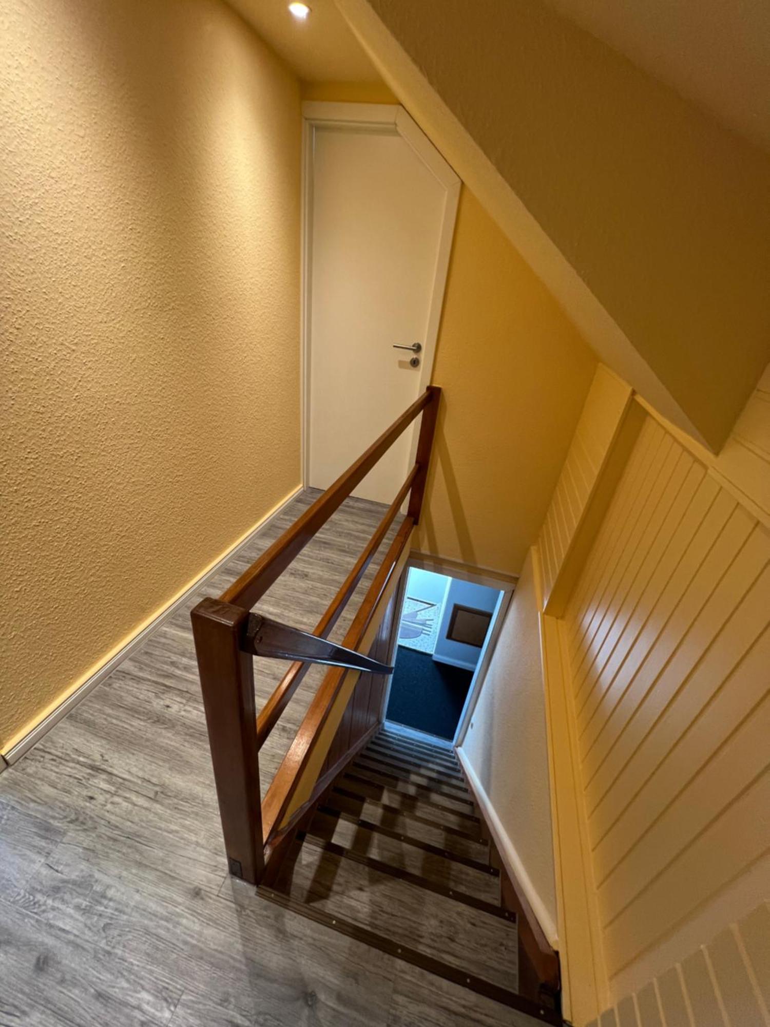 Hotel Tum Stueuermann Busum Bagian luar foto