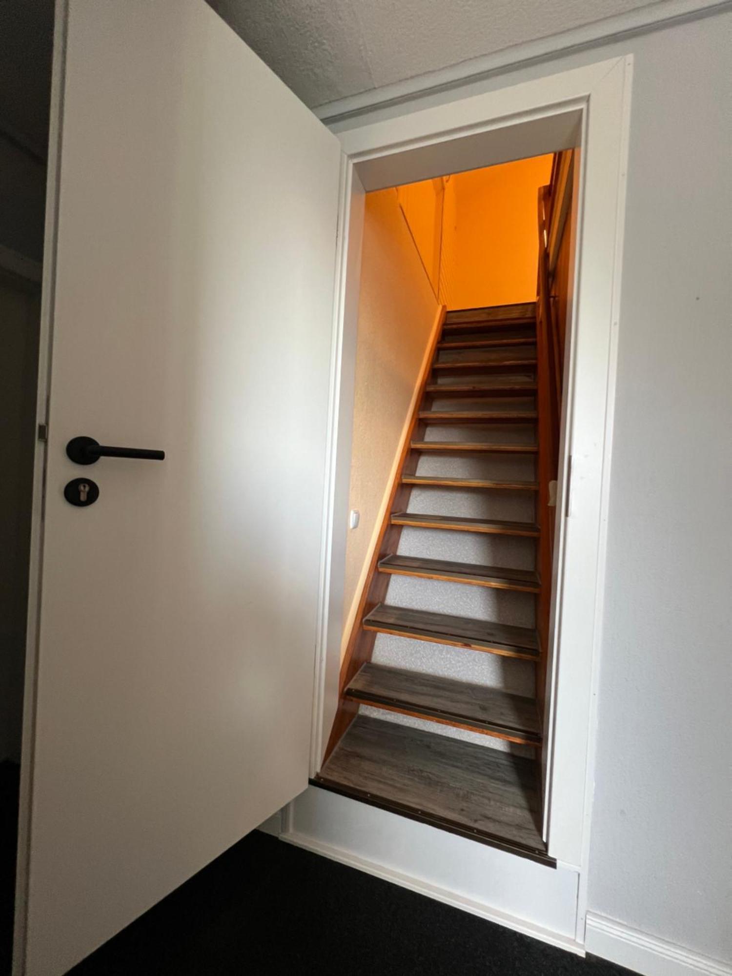 Hotel Tum Stueuermann Busum Bagian luar foto