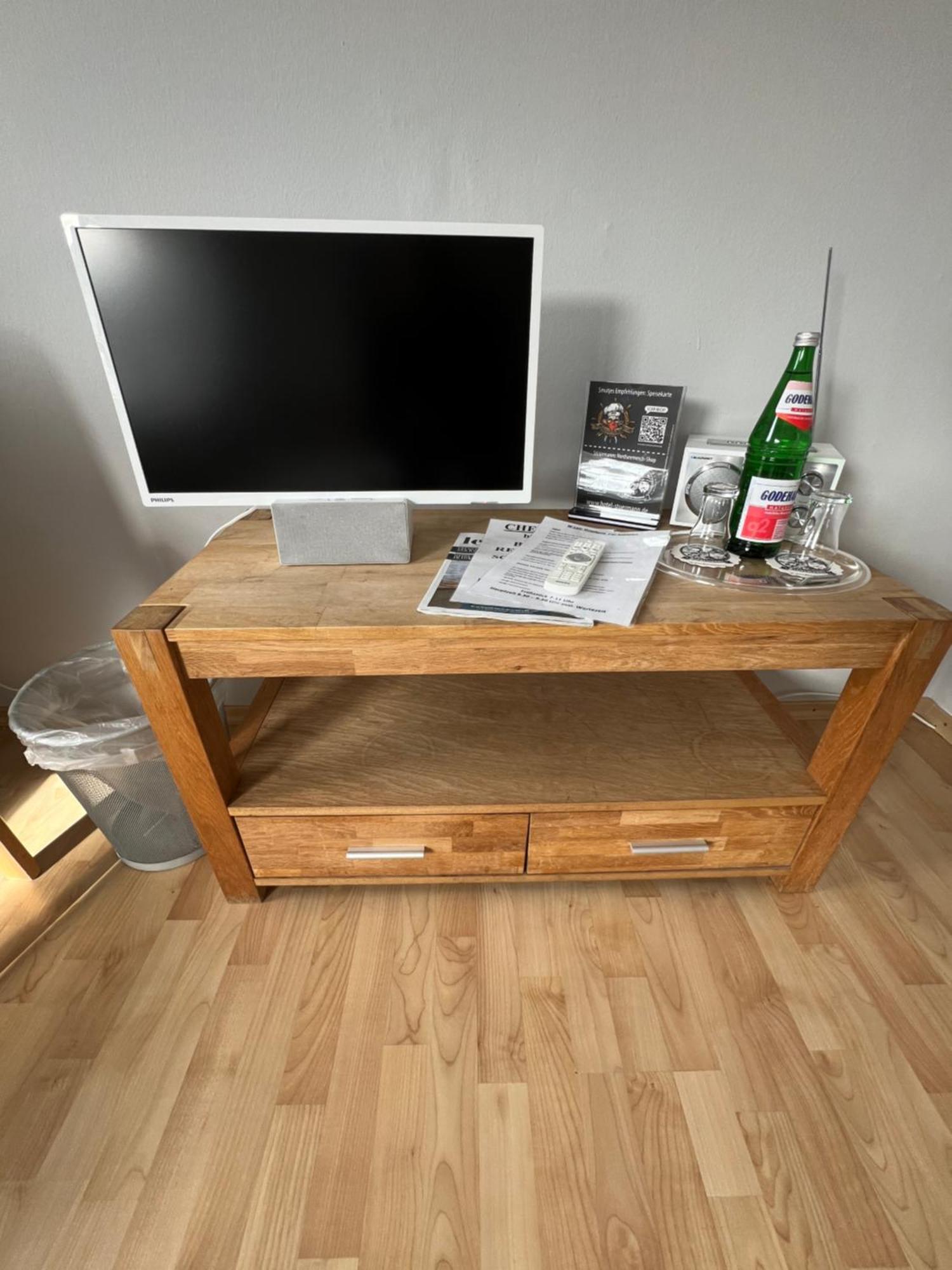 Hotel Tum Stueuermann Busum Bagian luar foto