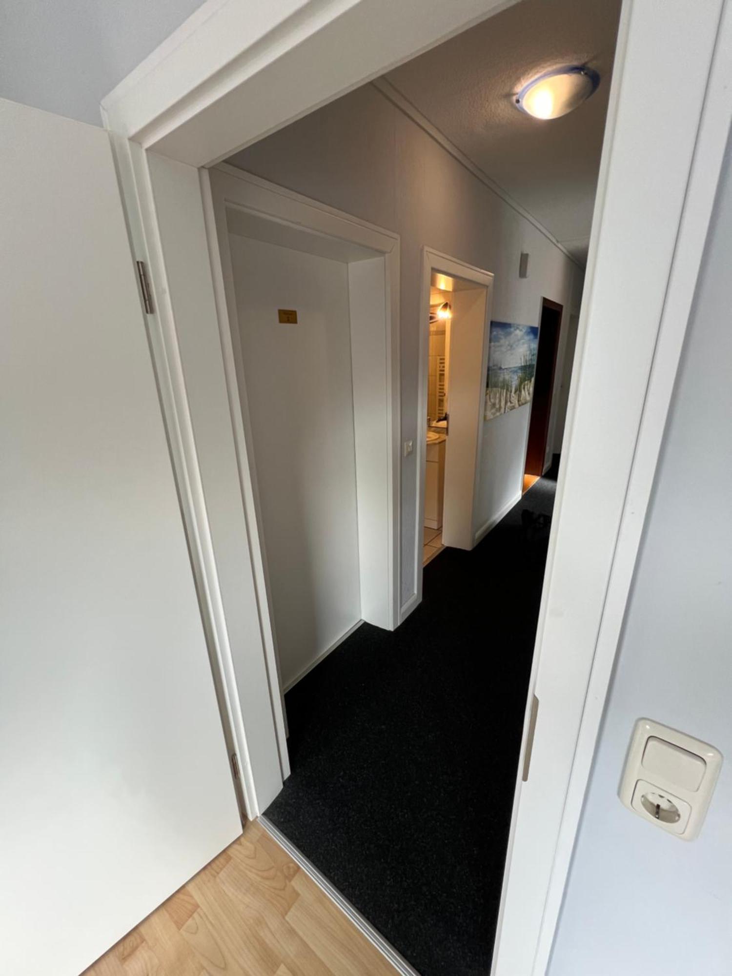 Hotel Tum Stueuermann Busum Bagian luar foto